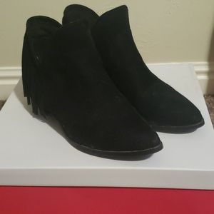 Ankle booties